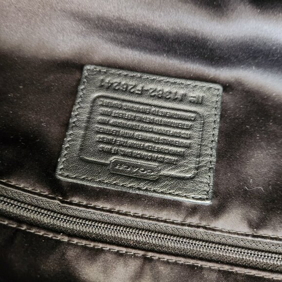 Euc Coach Campbell Metallic Signature Shoulder Bag Handbag - Picture 12 of 12